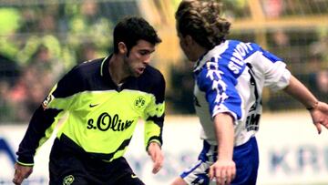 Nació en California, Estados Unidos pero sus padres eran originarios de Macedonia y su formación se dio en la cantera del Manchester United.