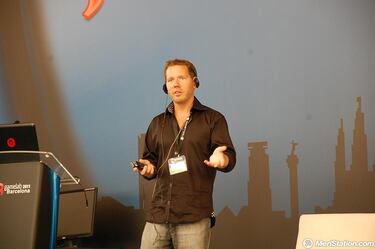 Cliff Bleszinski: "Las mejores ideas comienzan como una broma"