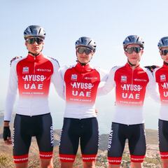 Juan Ayuso presenta su fundación para ayudar a jóvenes ciclistas