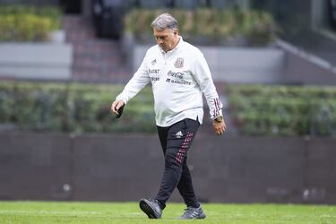 Andrés Guardado pidió el regreso de ‘Chicharito’ a Selección; Tata Martin se negó