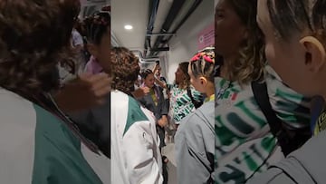 María José Alcalá y el gran momento junto al equipo de natación artística