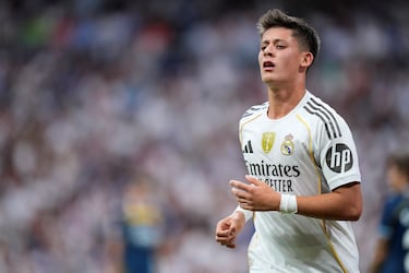 Valoración general: 81 | Potencial: 89 | Posición: MD - MCO - ED