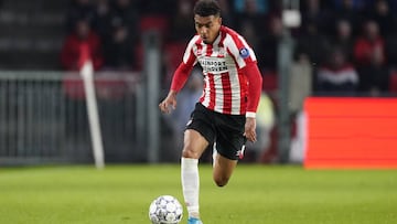 Donyell Malen, delantero del PSV. 