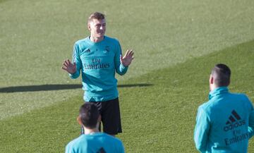 Kroos.