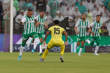 Atlético Nacional derrotó 4-1 a Bucaramanga en el Atanasio Girardot y llegó a cinco puntos en el grupo A. Jefferson Duque marcó doblete.