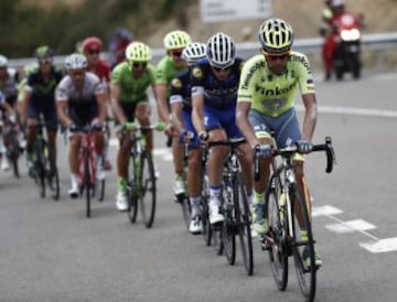 Nairo Quintana se fortalece en el liderato de la Vuelta a España.