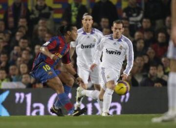 Ronaldinho jugador brasileño que jugó con el Barcelona desde el 2003 al 2008