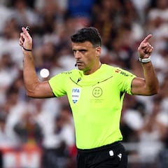 ¿Cuánto gana un árbitro de Primera División en España?