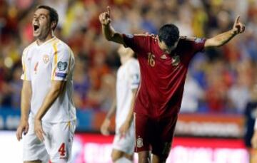 Sergio Busquets celebra el 3-1.