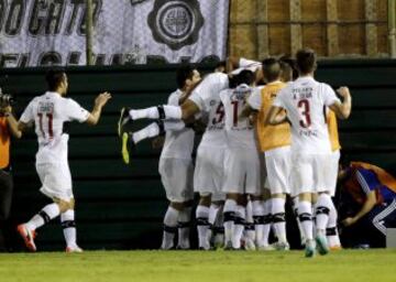 Olimpia celebra la apertura de la cuenta sobre Huachipato.