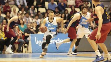 Dulkys, tiro exterior para el Baxi Manresa.