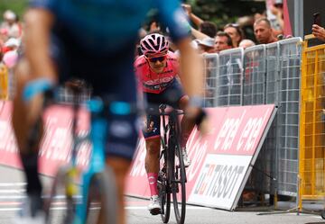 Ciccone se lleva la decimoquinta etapa del Giro