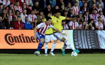 Paraguay y Colombia se enfrentaron en el Defensores del Chaco en Asunción.