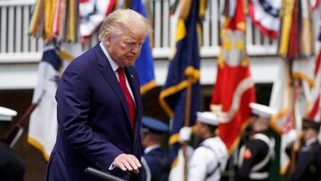 Donald Trump fue sumamente criticado debido a las fotografías que se difundieron el fin de semana, en donde se le puede ver jugando golf.