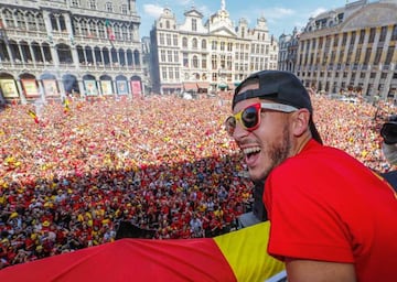 Eden Hazard during Belgium's homecoming celebrations on the balcony of the city hall at the Brussels' Grand Place.