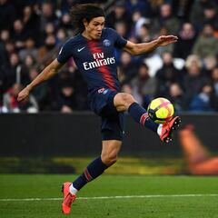 Los 12 futbolistas top que están sin equipo