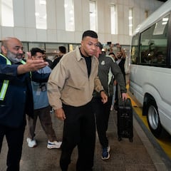 La llegada de Mbappé a Yeda en imágenes