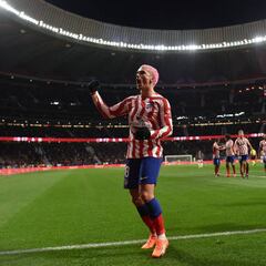 Un Atleti en rosa antes del derbi