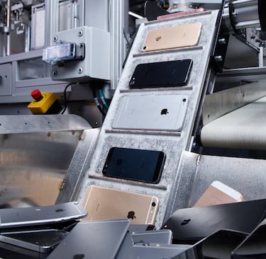 Cómo aprovecha Apple tu viejo iPhone para fabricar baterías con su programa de Reciclaje