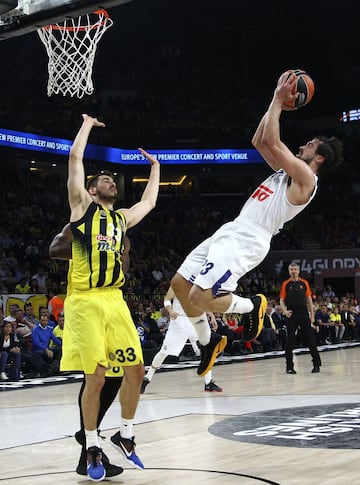 Sergio Llull y Kalinic.