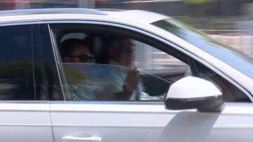 Keylor, saliendo de la clínica Ruber.