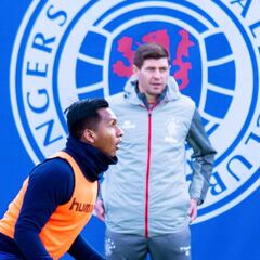 Morelos, protagonista de los 2 años de Gerrard en Rangers