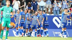 12/09/21  PARTIDO SEGUNDA DIVISION
 PONFERRADINA - ALMERIA 
 
 Paris Adot de la SD Ponferradina celebra el gol de la victoria  