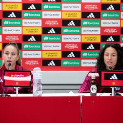 Ivana y Athenea, en la misma línea: “Estamos tranquilas”