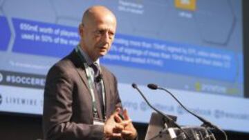 Esteve Calzada presentó su informe en Manchester.