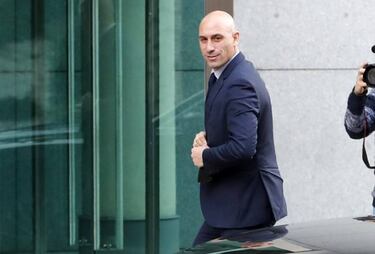 Rubiales' delight and Tebas' annoyance