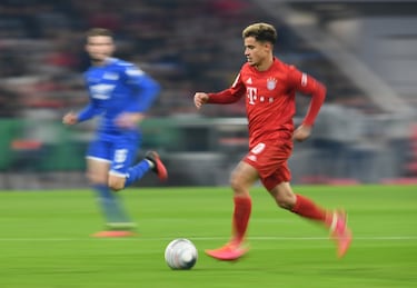 Philippe Coutinho ha sido uno de lps fichajes más caros en la historia del fútbol: fue fichado por el Barcelona en el mercado invernal de la campaña 2017-18 por 145 millones de euros (el conjunto inglés había pagado 13 millones por sus servicios al Inter de Milán que, a su vez, había pagado 3,80 millones a Vasco da Gama en 2008). Ahora milita en el Bayern Múnich en calidad de cedido por 8,50 millones... En total ha movido 170,30 millones.