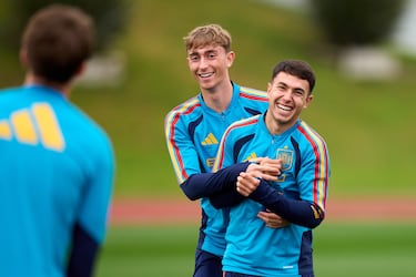 El pueblo reclama a Isco, Carreras y Joan García 