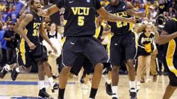 <b>DESCONOCIDO. </b>Los jugadores de Virginia Commonwealth celebran el pase a la Final Four de Houston.