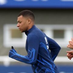 Griezmann’s disappointment at Mbappé becoming the captain of the France National Team