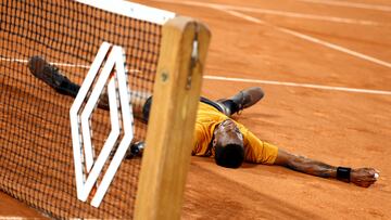 Tennis - French Open - Roland Garros, Paris, France - May 31, 2023 France's Gael Monfils celebrates winning his first round match against Argentina's Sebastian Baez REUTERS/Lisi Niesner
