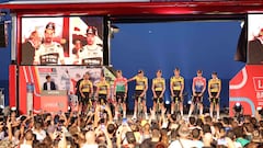 El Jumbo-Visma, en la presentación de la Vuelta a España en Barcelona.