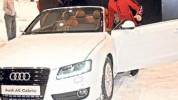 <b>SIN COCHE. </b>Benzema eligió este Audi A5 Cabrio el pasado 26 de octubre en el Xanadú.