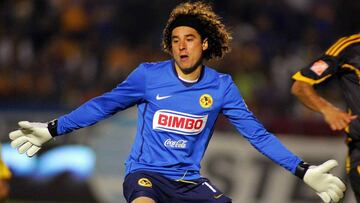 La afición del América prefiere a Ochoa para cubrir a Marchesín