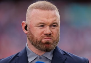 Rooney arremete contra Frank Illet, aficionado del United: “Me está volviendo loco, todo gira en torno a este tipo”