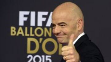 El secretario general de la UEFA, el suizo Gianni Infantino, a su llegada a la ceremonia de entrega del Bal&oacute;n de Oro 2015 de la FIFA.