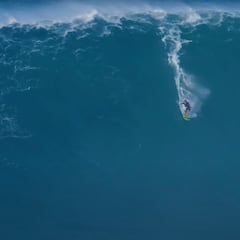 Las olas más grandes del año, definidas y premiadas