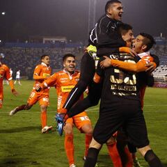 Cobreloa celebra una agónica victoria sobre Antofagasta
