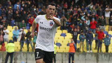 Esteban Paredes renovará por un año en Colo Colo