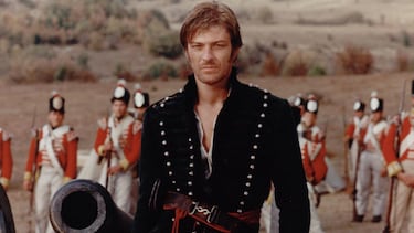 Antes de ser famoso por morir tanto, Sean Bean protagonizó una serie donde masacraba a las tropas de Napoleón en España