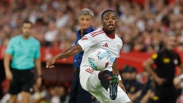 Idumbo, jugando el Sevilla el pasado lunes.