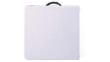 Esta mesa plegable y ajustable en cuatro alturas suma 2.000 valoraciones en Amazon