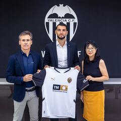 Oficial: Rafa Mir llega cedido al Valencia