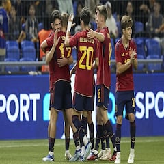 Los jugadores de la Sub-21 celebran uno de los goles a Kazajistn (0-4).