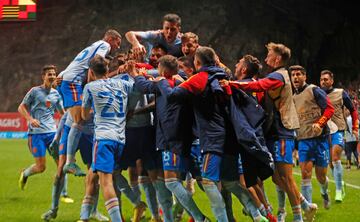 0-1. Álvaro Morata celebra el primer gol.