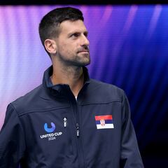 Un Djokovic tocado ayuda a Serbia a pasar a cuartos en la United Cup